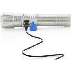 [ 3 ] MACGYVER LED EXTREME ZAKLAMP - POWERBANK -Vissen Apparatuur Winkel macgyver led extreme zaklamp powerbank 7